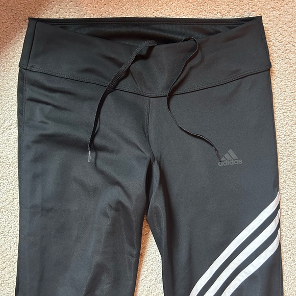 Adidas Classic AeroReady Leggings - Picture 2 of 4